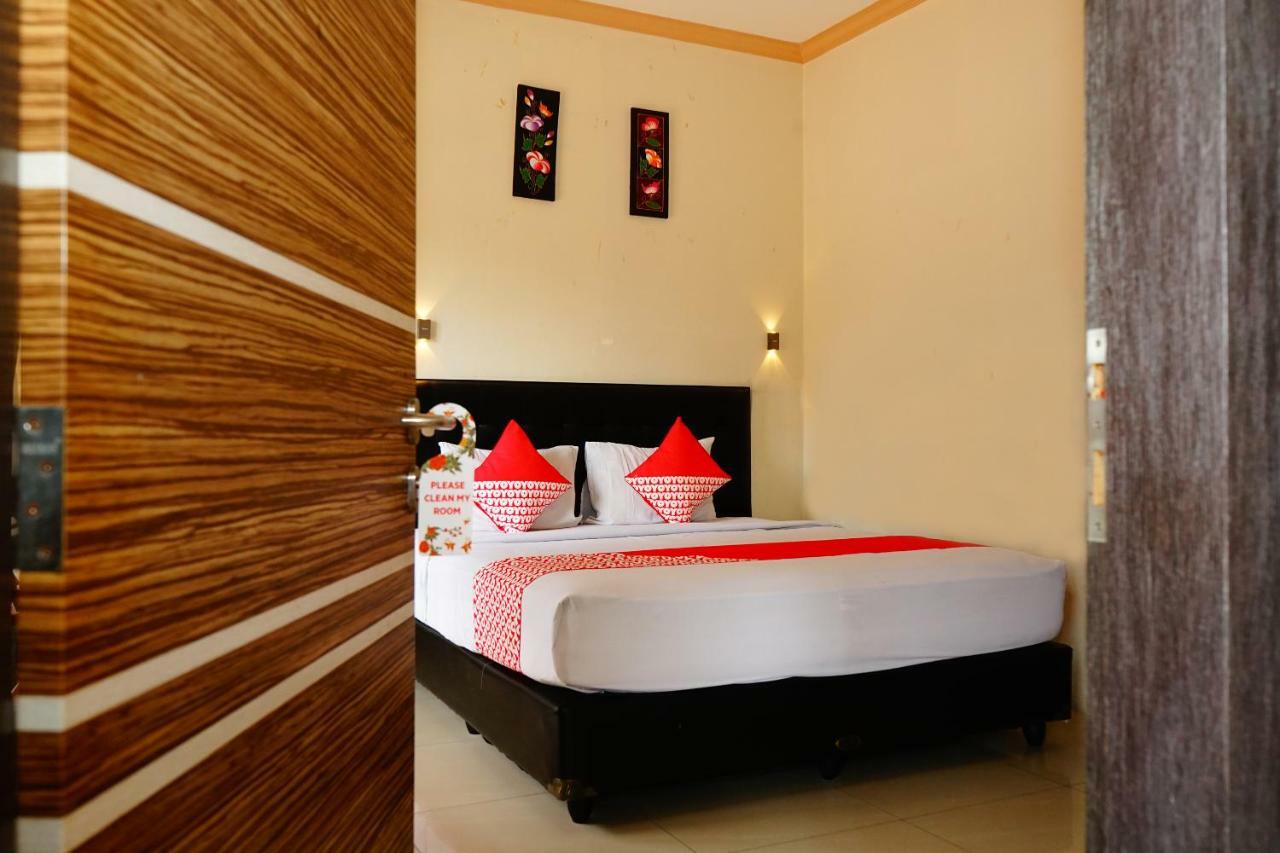 Hotel Golden Vella Pangkal Pinang Exterior photo